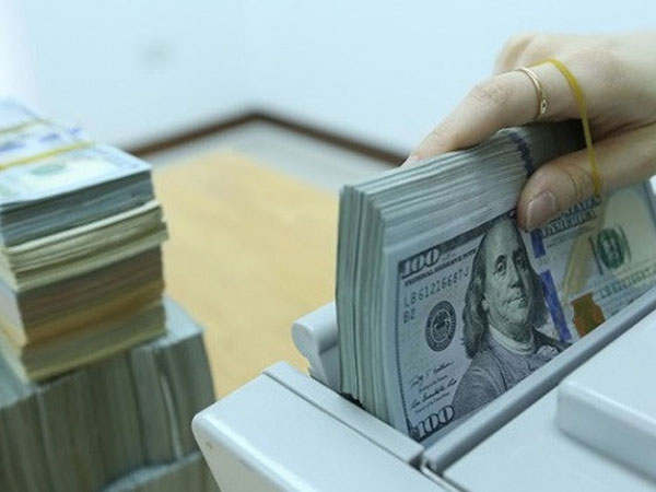 Tỷ giá trung tâm tiếp tục lập đỉnh mới