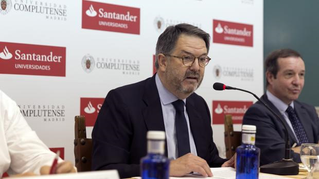 Messi bị tố dùng tiền quỹ từ thiện để gian lận tài chính