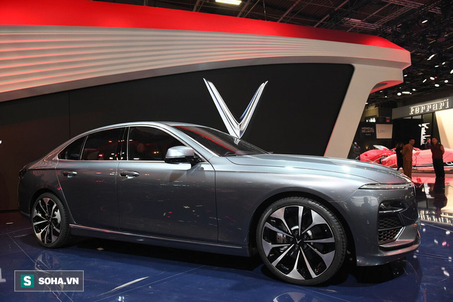 Nội thất lần đầu lộ diện của 2 chiếc xe VinFast: Vượt loạt đối thủ cùng phân khúc D!