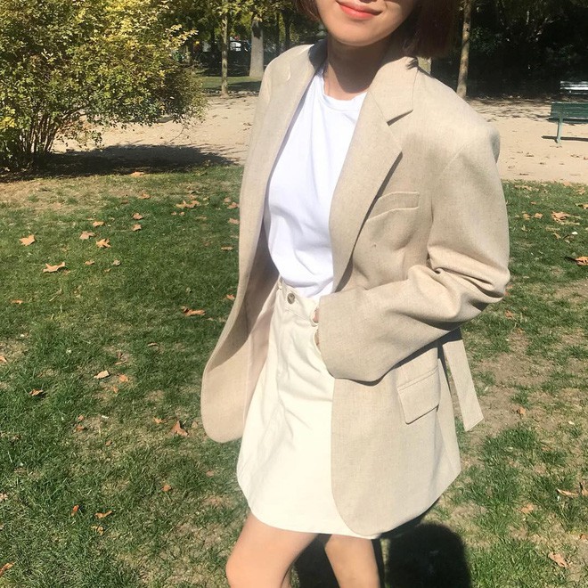 Sau cuộc càn quét từ mốt giày của bố, đến lượt blazer của bố bắt đầu lên ngôi Sau cuộc càn quét từ mốt giày của bố, đến lượt blazer của bố bắt đầu lên ngôi