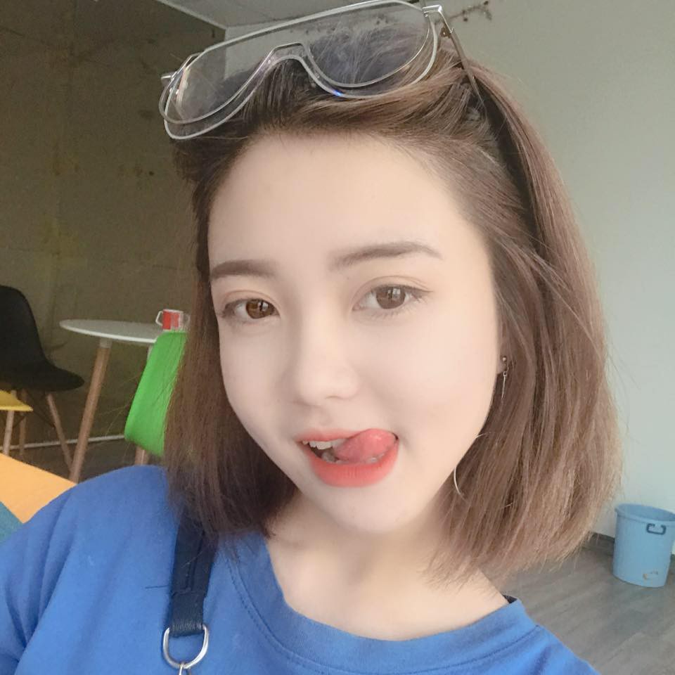 Cô bạn streamer mới toanh gây ấn tượng với vẻ ngoài xinh như hot girl Hàn Quốc Cô bạn streamer mới toanh gây ấn tượng với vẻ ngoài xinh như hot girl Hàn Quốc