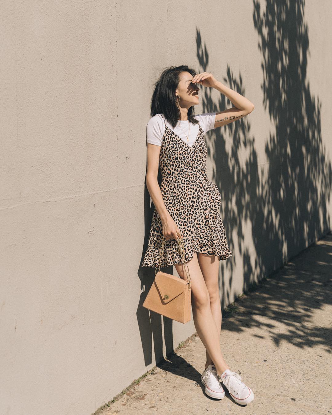 Diện váy suốt nhưng các nàng đã biết 5 công thức biến hóa xinh ngất ngây với item đậm chất nữ tính này chưa?