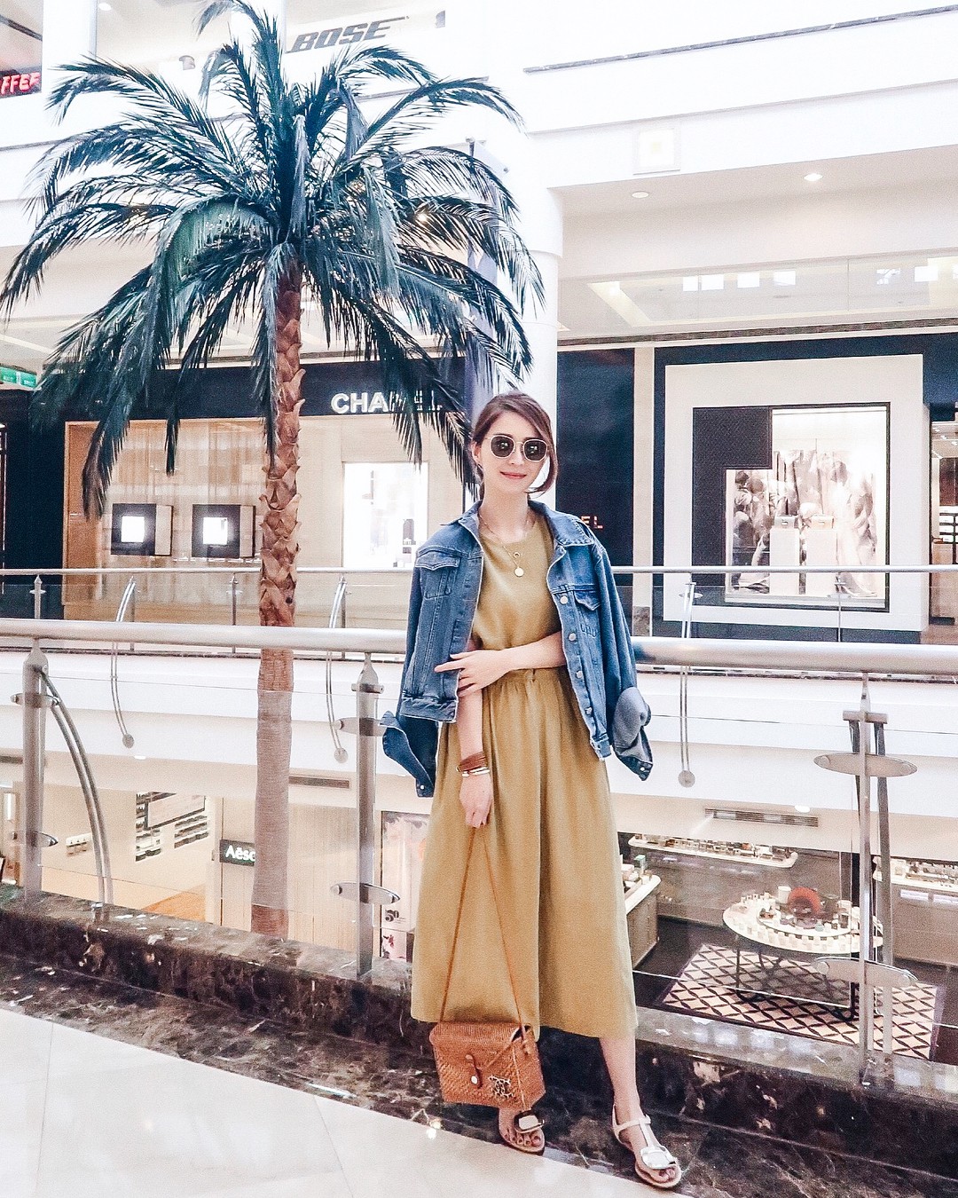 Diện váy suốt nhưng các nàng đã biết 5 công thức biến hóa xinh ngất ngây với item đậm chất nữ tính này chưa?