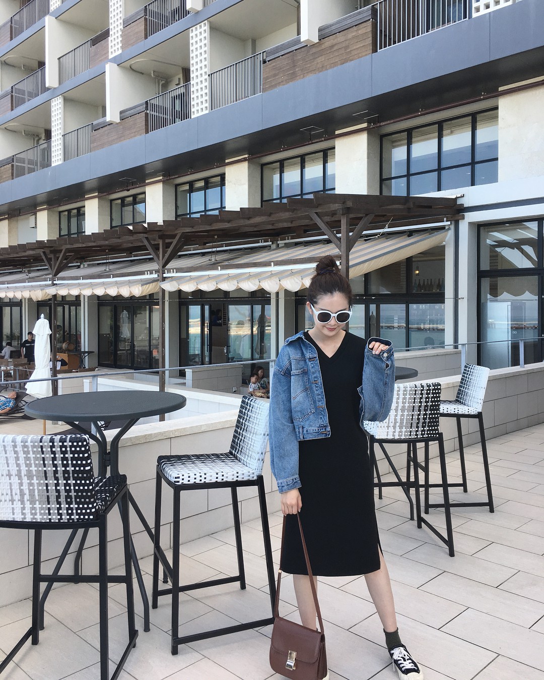 Diện váy suốt nhưng các nàng đã biết 5 công thức biến hóa xinh ngất ngây với item đậm chất nữ tính này chưa?