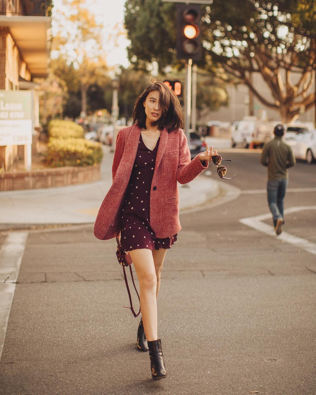 Diện váy suốt nhưng các nàng đã biết 5 công thức biến hóa xinh ngất ngây với item đậm chất nữ tính này chưa?