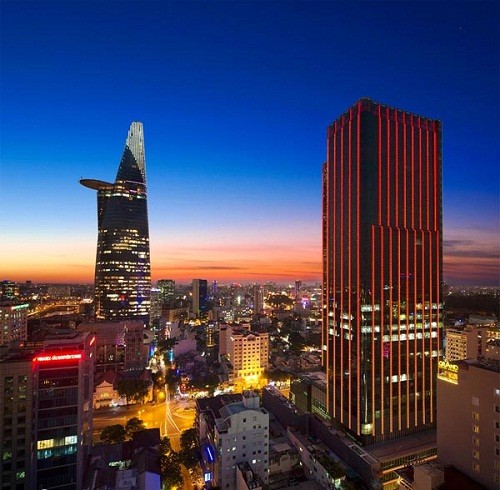 Những bà vợ giàu nứt đố đổ vách của sao, người thuê giúp việc hơn trăm triệu/tháng, người sở hữu cả tòa nhà khủng Những bà vợ giàu nứt đố đổ vách của sao, người thuê giúp việc hơn trăm triệu/tháng, người sở hữu cả tòa nhà khủng