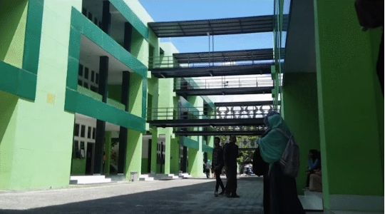 Những hình ảnh không thể tin nổi trước và sau thảm họa kép tại Indonesia