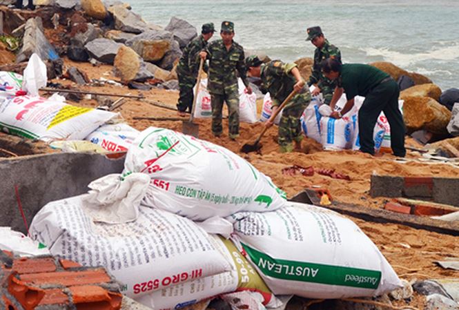 Triều cường uy hiếp, Phú Yên sẵn sàng dời dân