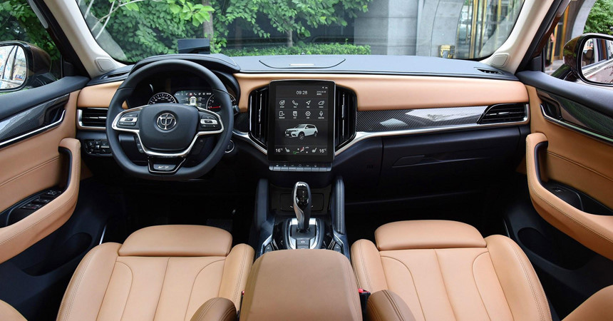 Hãng xe Trung Quốc núp bóng BMW và bài học nào cho VinFast?