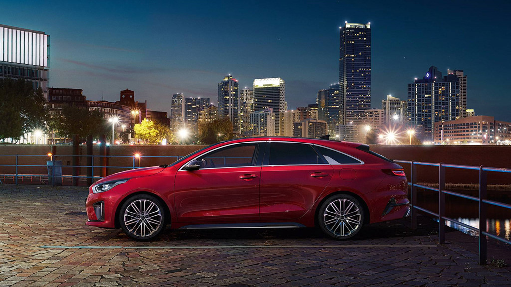 Kia ProCeed 2019 lộ diện - quyến rũ và thực dụng hơn