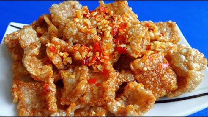 Phế phẩm lò mổ vứt đầy chợ: Chao nhiệt 1.000 độ thành đặc sản thơm lừng