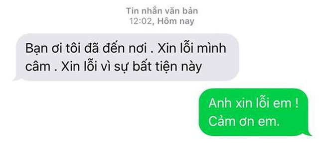 Đặt giao cơm qua Grabbike mà gọi tài xế nhiều lần không bắt máy, khách hàng đang tức giận bỗng chạnh lòng khi đọc tin nhắn: Xin lỗi, mình câm!