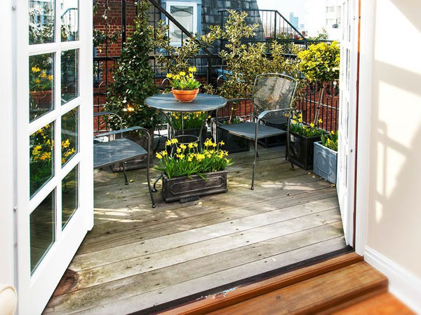 Chê đồ ăn nhà chồng làm mất vệ sinh, nàng dâu hùng hổ bế con về ngoại