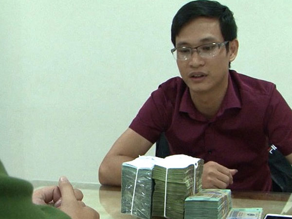 Giả danh nhà báo lừa gần 2 tỉ đồng của cơ sở sản xuất