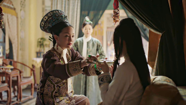 Vô sỉ như Càn Long: Ép vợ cả Như Ý tới khuyên vợ lẽ đồng ý ...thị tẩm