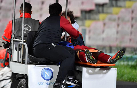 Ngã ngựa ở Napoli, Liverpool 3 trận không thắng