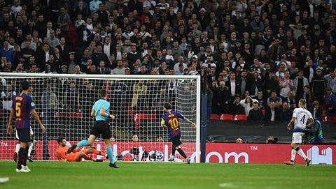 Messi lập cú đúp, Barca đẩy Tottenham vào cửa tử