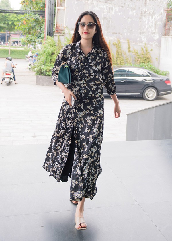 Sau màn tăng cân gây sốc, Nam Em xuất hiện với gương mặt thon gọn nhưng dân tình chỉ để ý vòng 2 lùm lùm