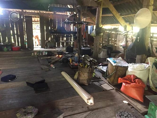 Rơi nước mắt với gia cảnh nam sinh bị trường Sỹ quan Thông tin trả về