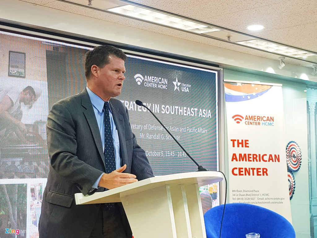 Trợ lý bộ trưởng Quốc phòng Mỹ: Đừng để TQ viết lại luật quốc tế