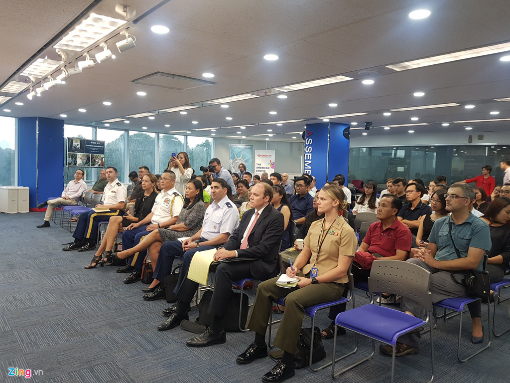 Trợ lý bộ trưởng Quốc phòng Mỹ: Đừng để TQ viết lại luật quốc tế