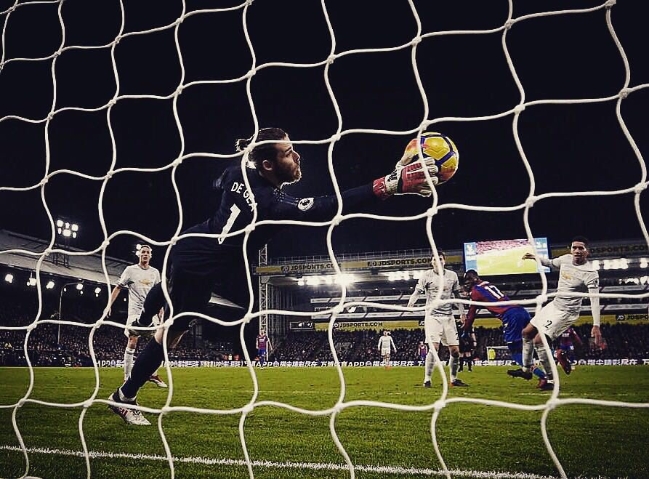 David De Gea vẫn muốn chơi bóng cho Man United dù chán ngấy Mourinho