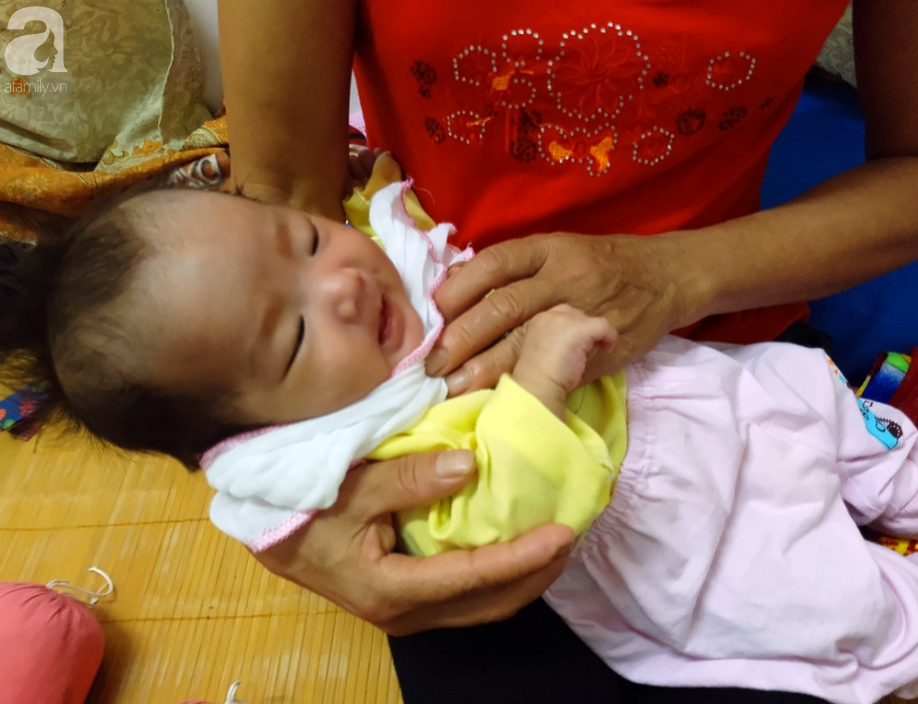 2 bé sơ sinh của bà mẹ trẻ đột tử sau khi tắm đêm ở Tuyên Quang nhận được 140 triệu đồng ủng hộ