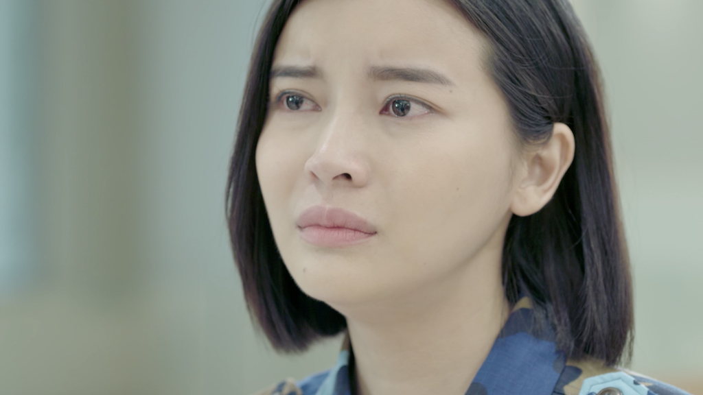 Hậu duệ mặt trời tập 7-8: Hoài Phương gặp nguy hiểm, Bảo Huy nhận lệnh bắt Duy Kiên Hậu duệ mặt trời tập 7-8: Hoài Phương gặp nguy hiểm, Bảo Huy nhận lệnh bắt Duy Kiên