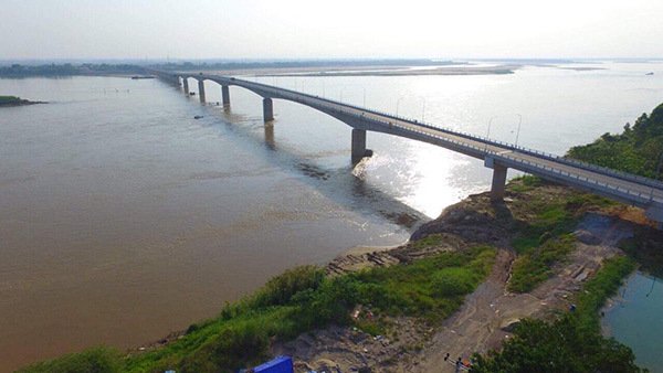 Thông cầu BOT ngàn tỷ, dân Hà Nội-Phú Thọ đỡ mất phí, chờ phà