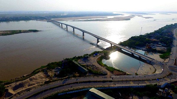 Thông cầu BOT ngàn tỷ, dân Hà Nội-Phú Thọ đỡ mất phí, chờ phà