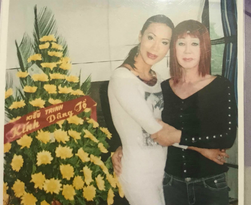 Người vợ Sài Gòn nửa đời chấp nhận chồng mình thành phụ nữ