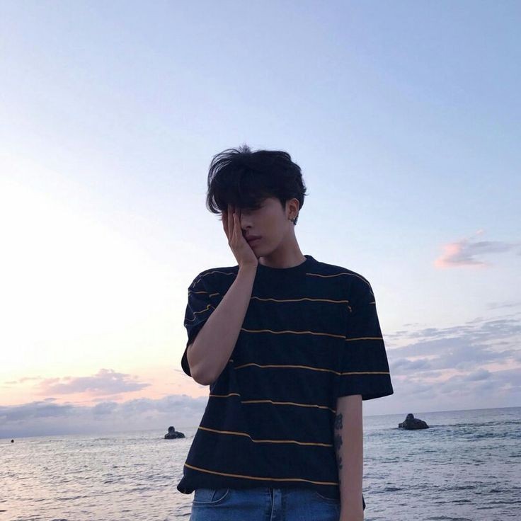 Chàng trai bất lực khi suốt ngày bị bạn không thân gì cho cam vay tiền như đúng rồi