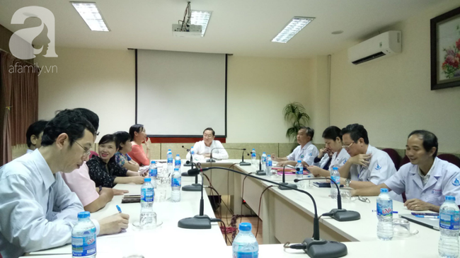 Thực hư chuyện Bệnh viện Nhi đồng 1 lấy căng tin làm phòng điều trị tay chân miệng và sởi cho trẻ vì quá tải