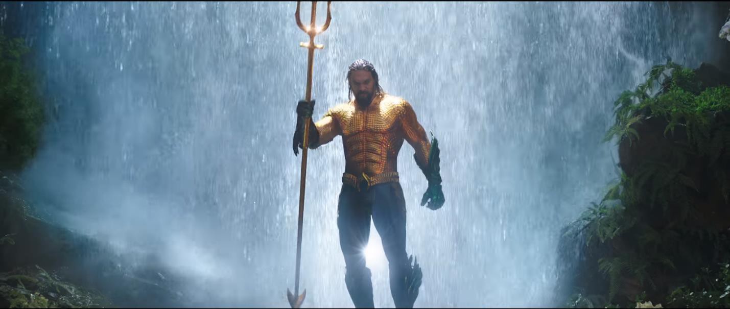 Fan hâm mộ Aquaman mãn nhãn với một loạt cảnh hành động của trailer mới tinh