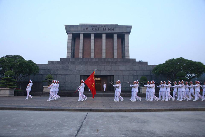 Xúc động lễ treo cờ rủ Quốc tang nguyên Tổng Bí thư Đỗ Mười