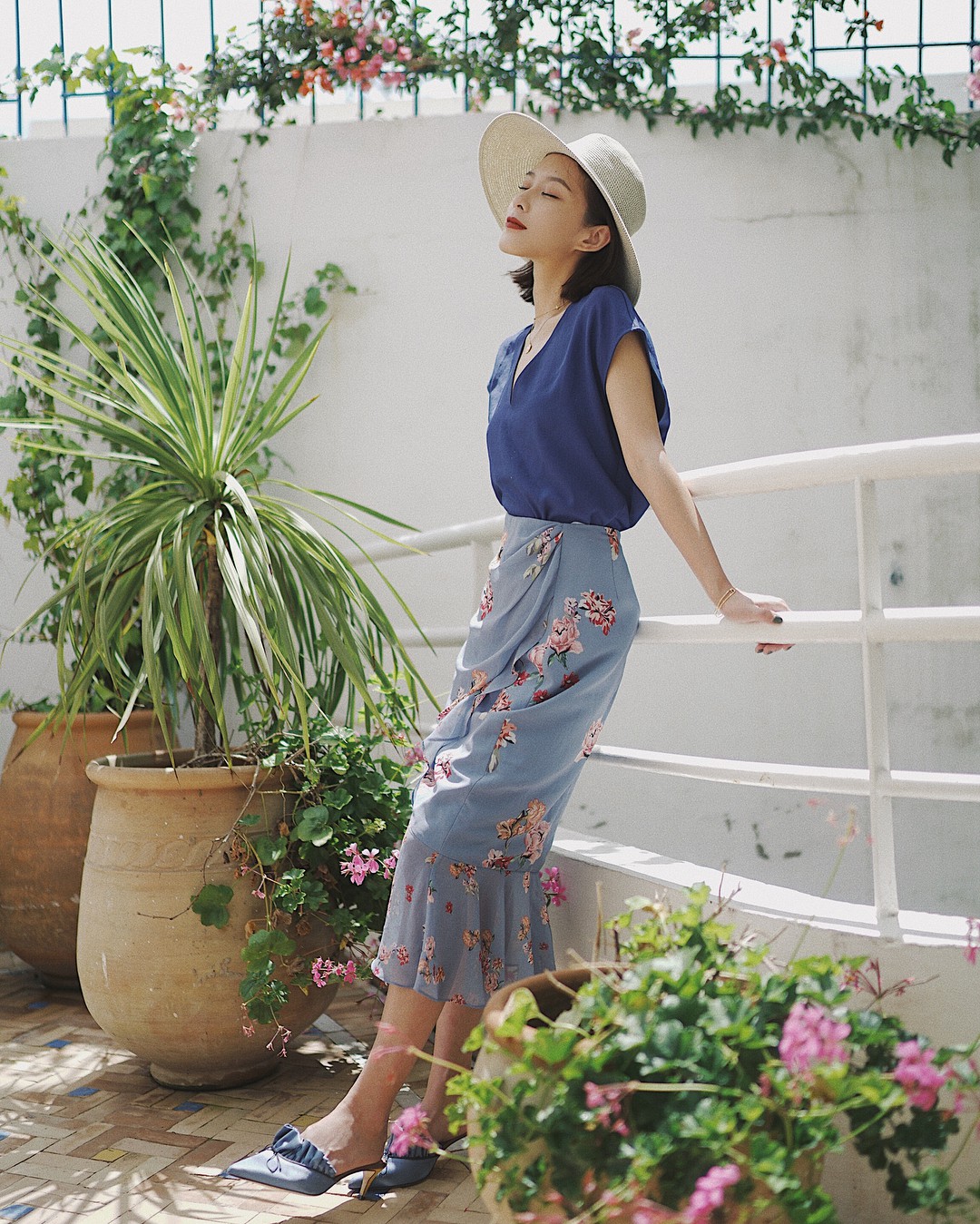 Để không lúng túng mỗi khi phối màu trang phục, các nàng cứ nằm lòng 4 ý tưởng dễ mặc dễ đẹp này là được Để không lúng túng mỗi khi phối màu trang phục, các nàng cứ nằm lòng 4 ý tưởng dễ mặc dễ đẹp này là được