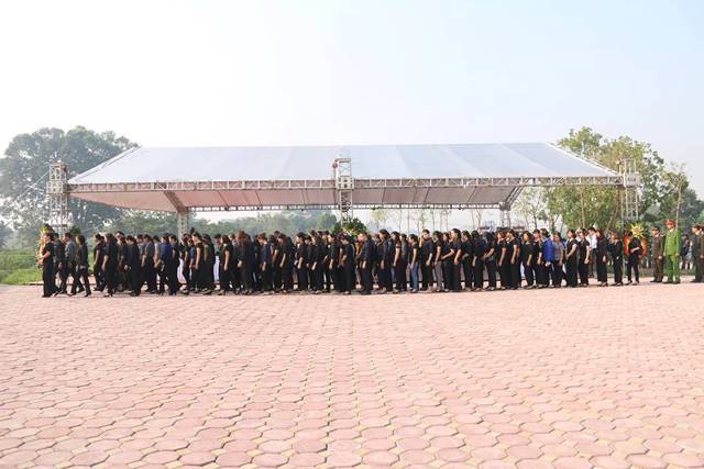 Những hình ảnh xúc động về lễ viếng nguyên Tổng Bí thư Đỗ Mười tại quê nhà