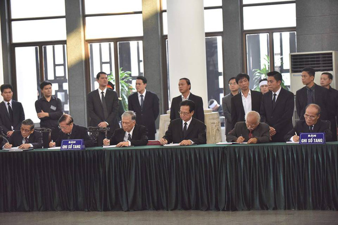 Lời từ biệt xúc động trong sổ tang cố Tổng Bí thư Đỗ Mười