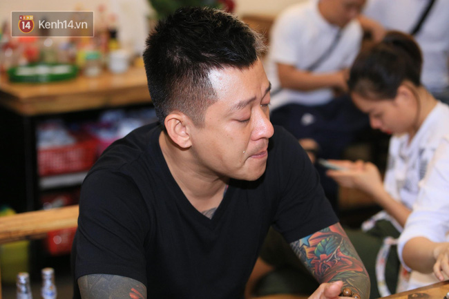 Tuấn Hưng khóc khi liveshow 20 năm ca hát bị hủy không lý do: Cay đắng, hổ thẹn, mất trắng hơn 2 tỷ đồng