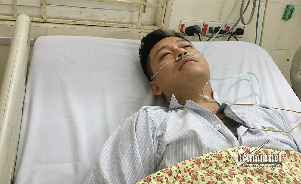 Tuấn Hưng nhập viện sau khi liveshow đột ngột bị hủy