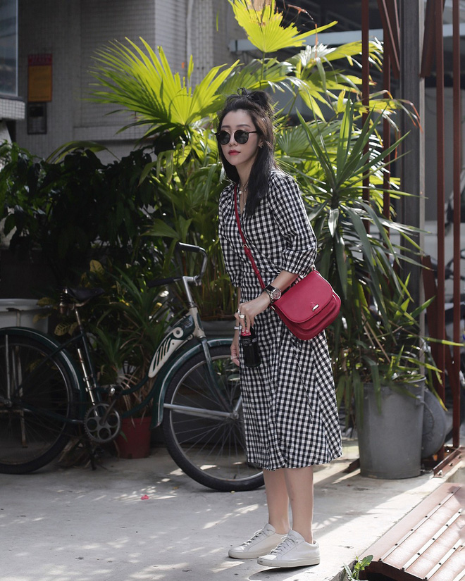 Vóc dáng thấp bé thì có sao, cô nàng này sẽ chỉ cho bạn cách mặc đẹp để được nhiều người ngưỡng mộ