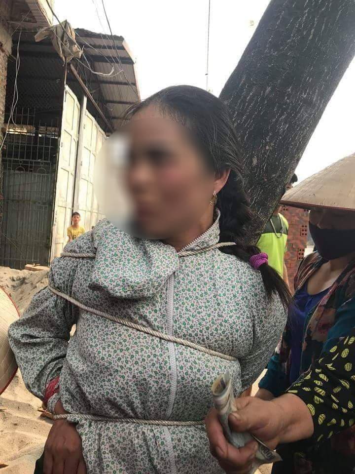 Thực hư chuyện người phụ nữ bị trói vào gốc cây vì thôi miên cướp tài sản ở Vĩnh Phúc