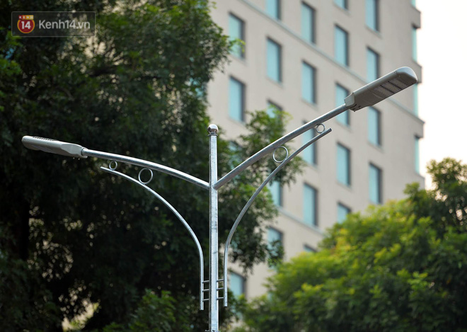 Video - Ảnh: Cận cảnh cầu vượt hơn 300 tỷ ở nút giao An Dương - Nghi Tàm trước ngày thông xe