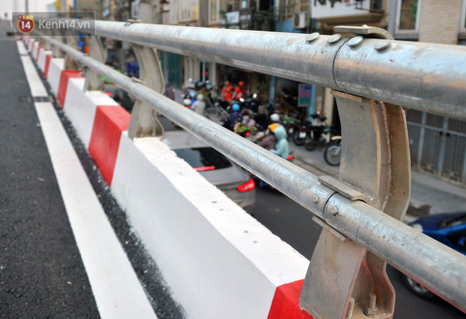 Video - Ảnh: Cận cảnh cầu vượt hơn 300 tỷ ở nút giao An Dương - Nghi Tàm trước ngày thông xe