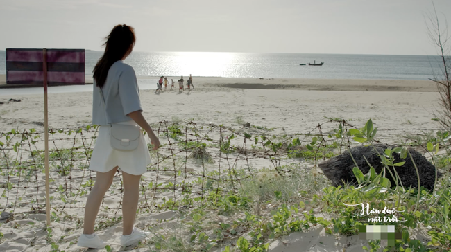 Hậu Duệ Mặt Trời bản Việt: Hết diễn đơ, Khả Ngân lại khiến khán giả bật cười với biểu cảm khó đỡ Hậu Duệ Mặt Trời bản Việt: Hết diễn đơ, Khả Ngân lại khiến khán giả bật cười với biểu cảm khó đỡ