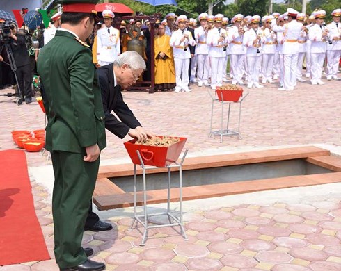 Toàn cảnh lễ truy điệu và an táng nguyên Tổng Bí thư Đỗ Mười