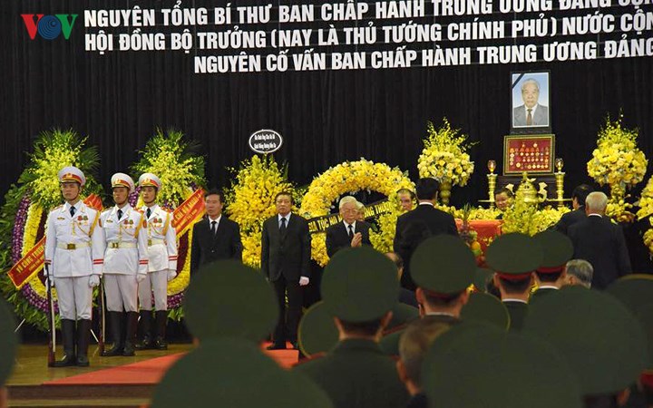 Chùm ảnh: Lãnh đạo Đảng, Nhà nước tiễn biệt nguyên Tổng Bí thư Đỗ Mười