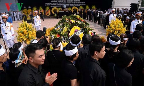 Toàn cảnh lễ truy điệu và an táng nguyên Tổng Bí thư Đỗ Mười