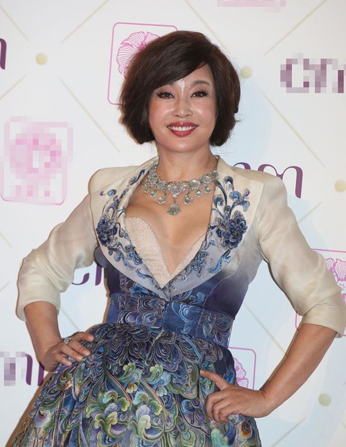 Sau khi bị kết tội trốn thuế, Phạm Băng Băng đang chịu đòn giáng kinh tế lớn đến nhường nào?