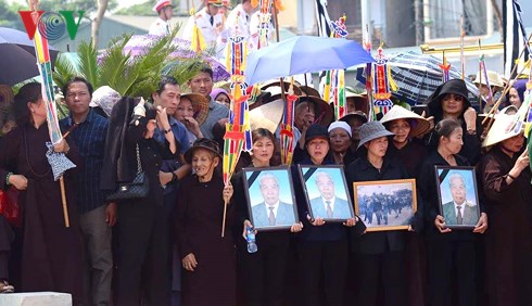 Toàn cảnh lễ truy điệu và an táng nguyên Tổng Bí thư Đỗ Mười